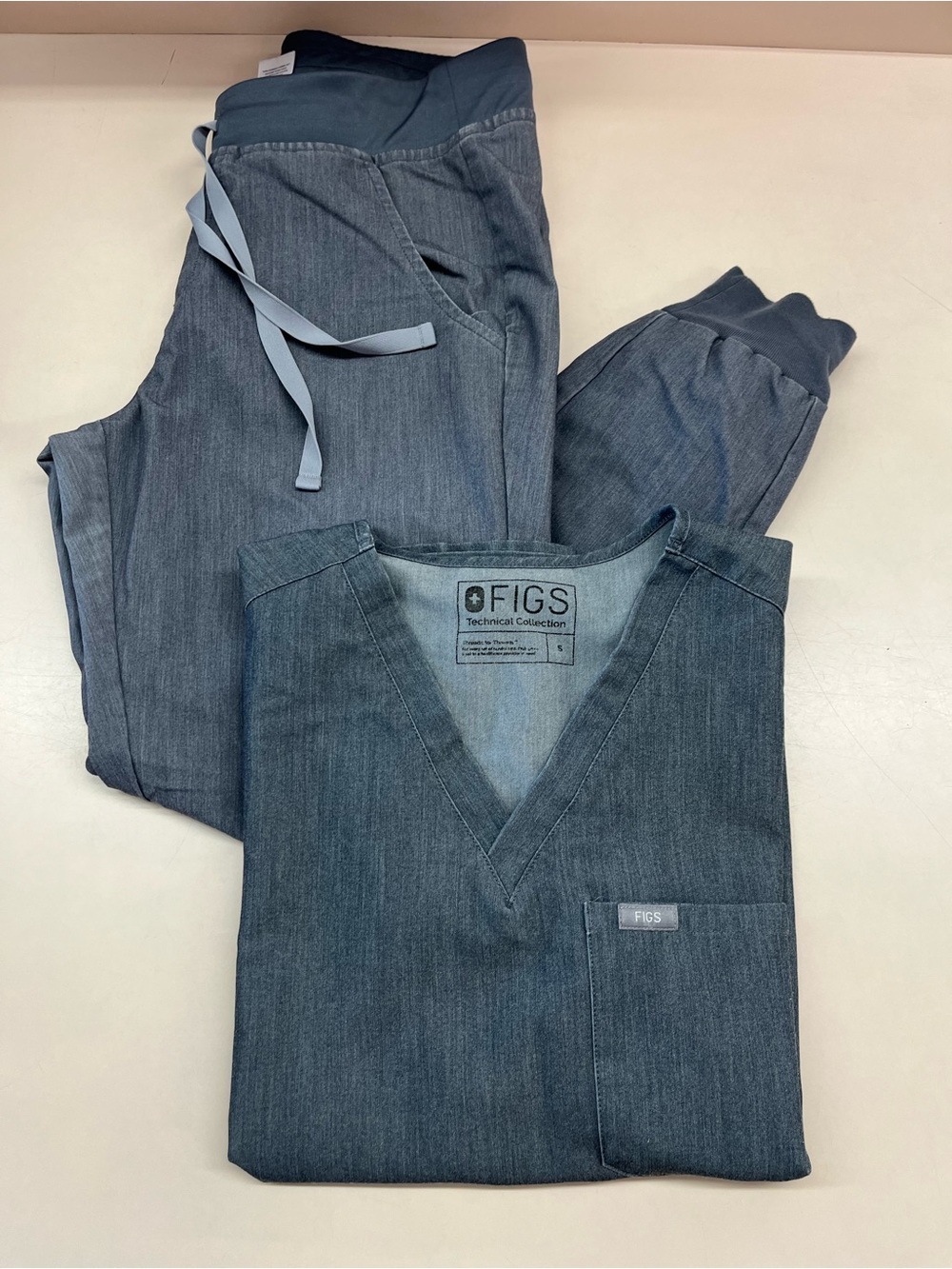 FIGS Scrub Set Granite Small